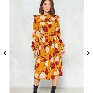 NWT Nasty Gal Floral It Midi Dress